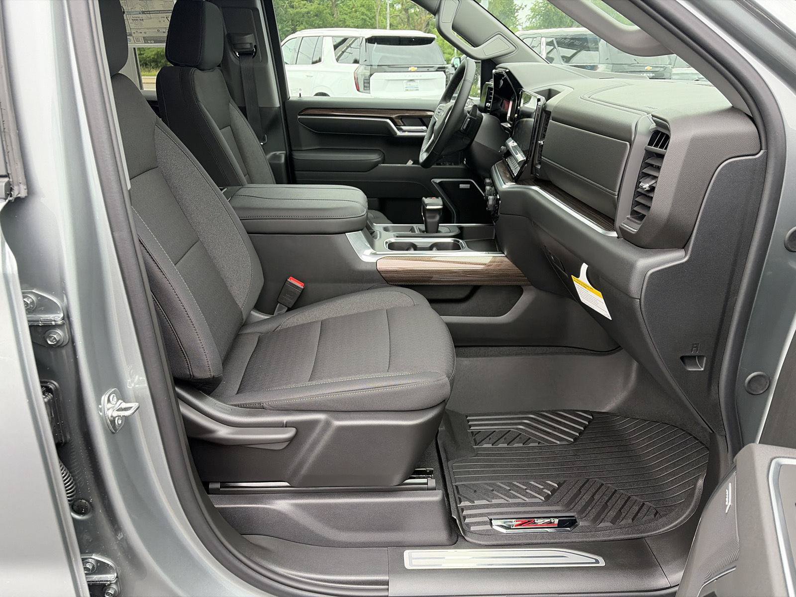 New 2026 Chevrolet Silverado 1500 RST AWD/4WD image 18