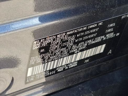 Used 2019 Toyota RAV4 LE FWD image 17