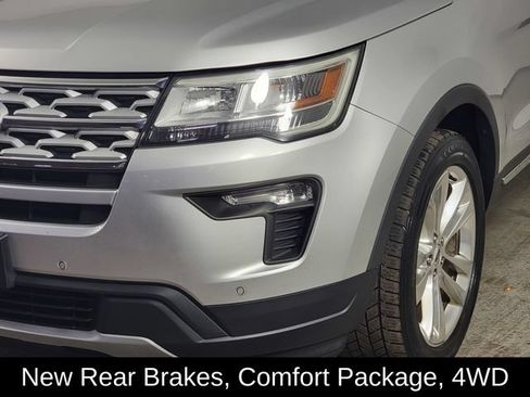 Used 2018 Ford Explorer XLT w/ Equipment Group 202A AWD/4WD image 9
