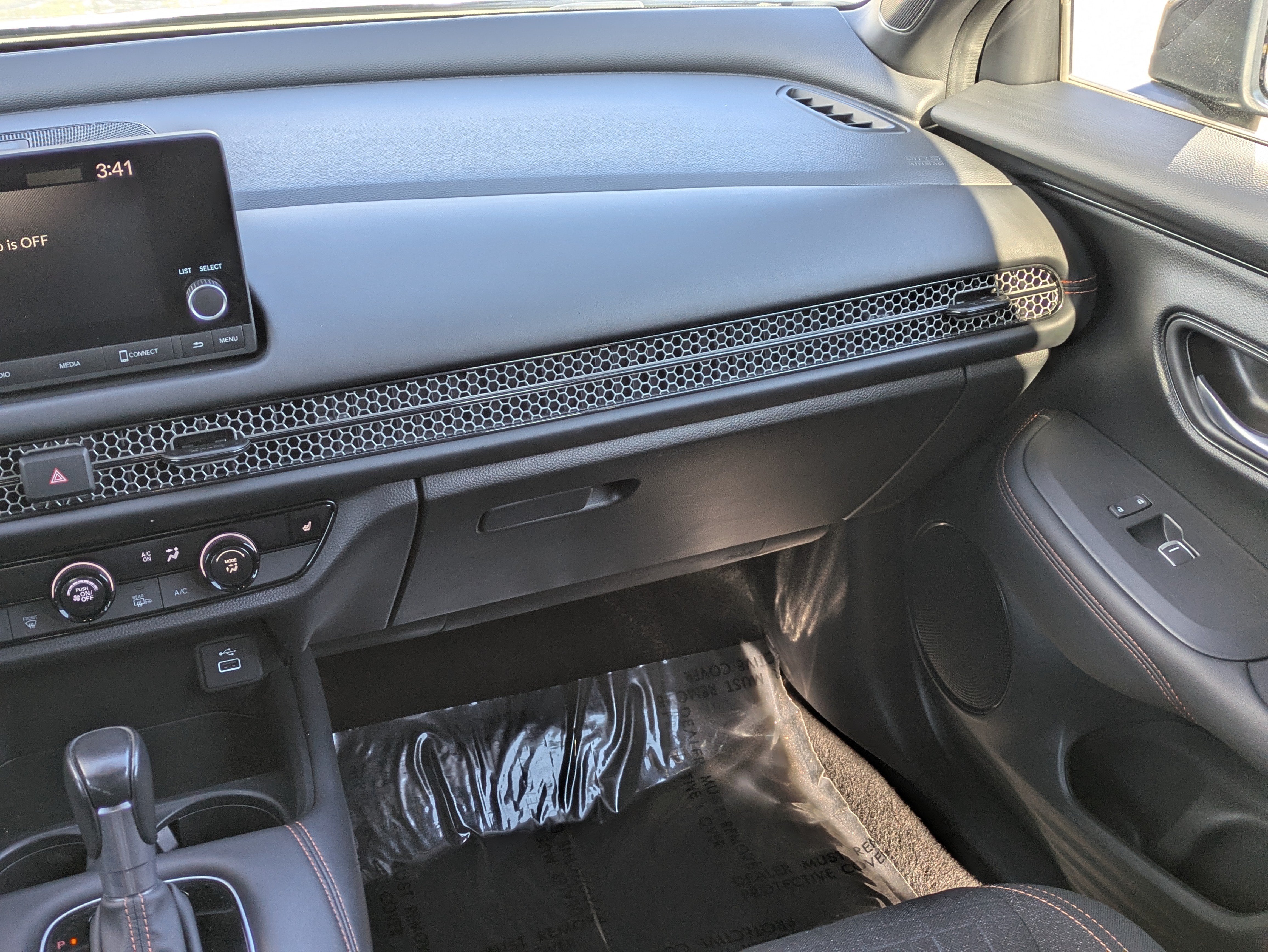 Used 2025 Honda HR-V Sport image 18