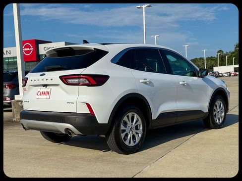 Used 2024 Ford Escape Active AWD/4WD image 9