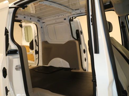 Used 2022 Ford Transit Connect XLT FWD image 79