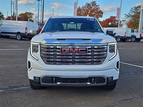 Used 2024 GMC Sierra 1500 Denali w/ Denali Reserve Package image 2
