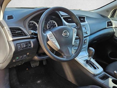 Used 2013 Nissan Sentra SR image 10