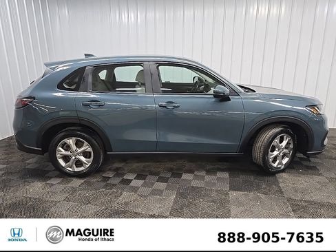 Used 2023 Honda HR-V LX image 2