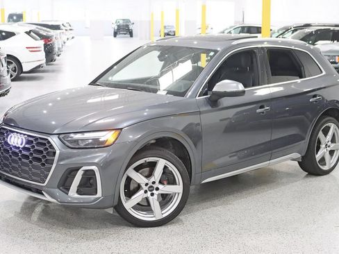 Used 2024 Audi SQ5 Premium w/ 21" Wheel Package AWD/4WD image 7