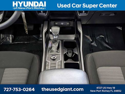 Used 2023 Kia Sorento LX FWD image 25