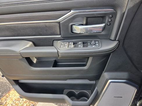 New 2026 RAM 2500 Laramie AWD/4WD image 14