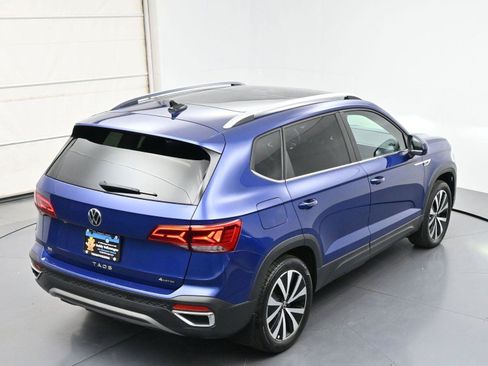 Used 2022 Volkswagen Taos SE w/ Panoramic Sunroof Package AWD/4WD image 32