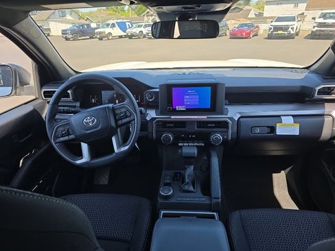 New 2026 Toyota 4Runner SR5 RWD image 21