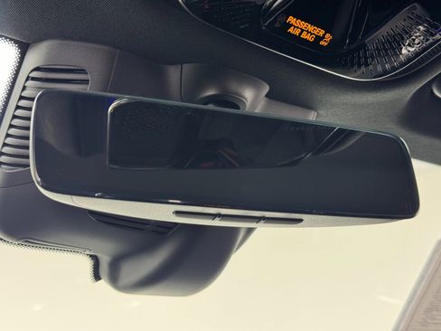 Used 2024 Mercedes-Benz GLC 300 w/ AMG Line image 33