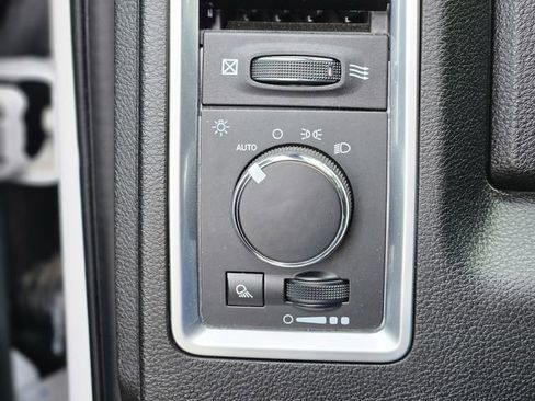 Used 2024 RAM 1500 Classic Warlock RWD image 20