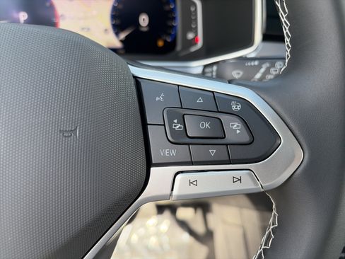 New 2026 Volkswagen Taos SEL AWD/4WD image 21