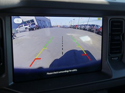 New 2025 Ford Bronco 4-Door image 3