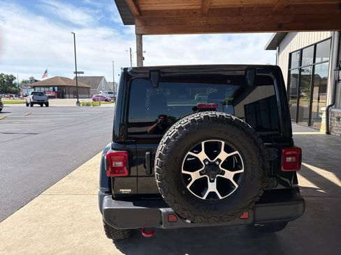 Used 2021 Jeep Wrangler Rubicon AWD/4WD image 15