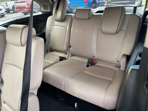 Used 2023 Honda Odyssey Elite image 16