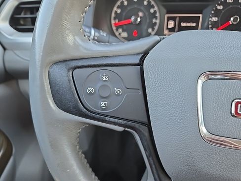 Used 2019 GMC Acadia SLE w/ LPO, Floor Liner Package image 18