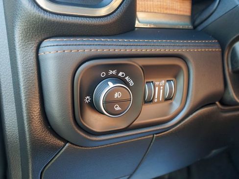 Used 2022 RAM 2500 Limited image 23