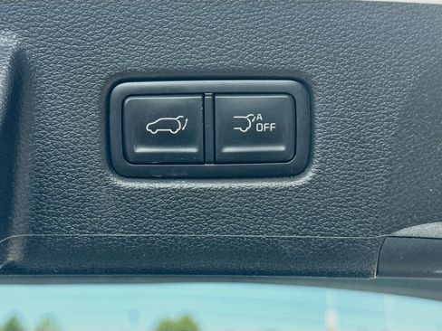 Used 2025 Kia Telluride S AWD/4WD image 33