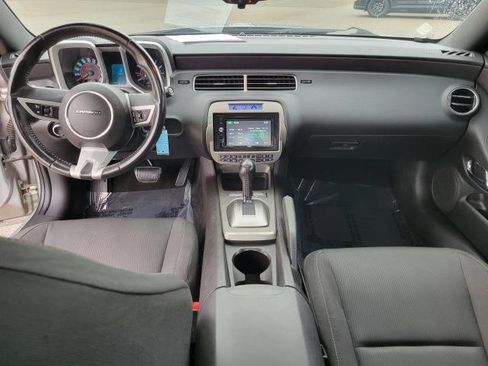 Used 2010 Chevrolet Camaro LT image 9