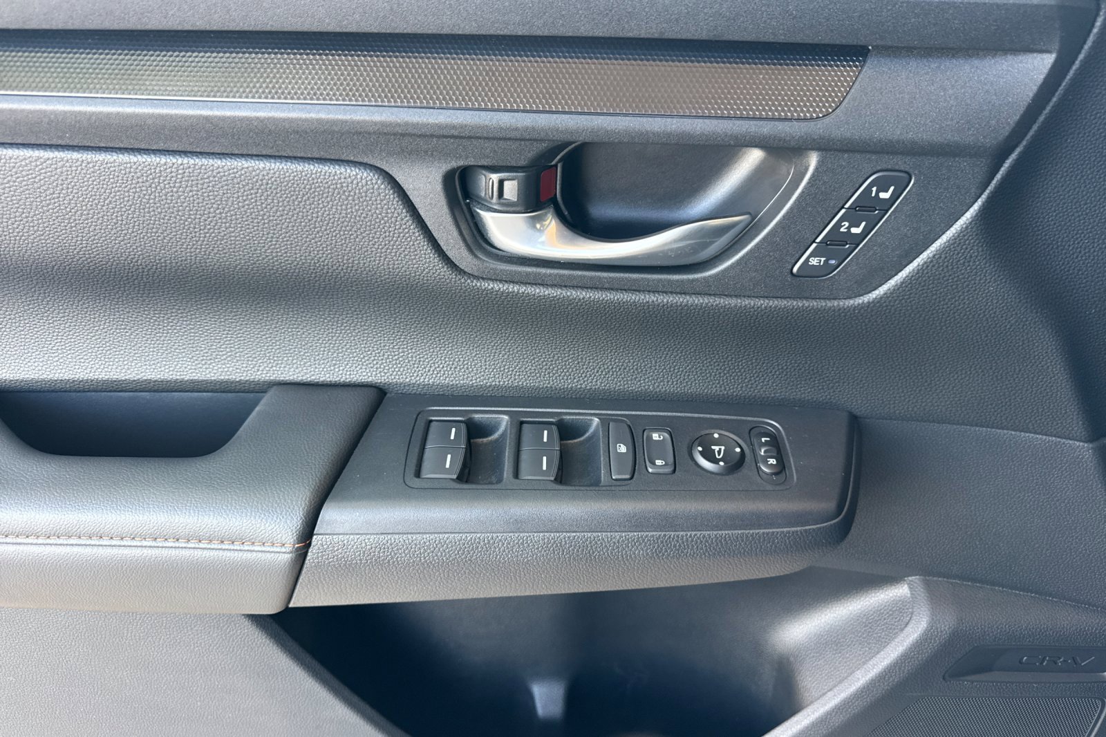 Used 2025 Honda CR-V Sport-L image 11