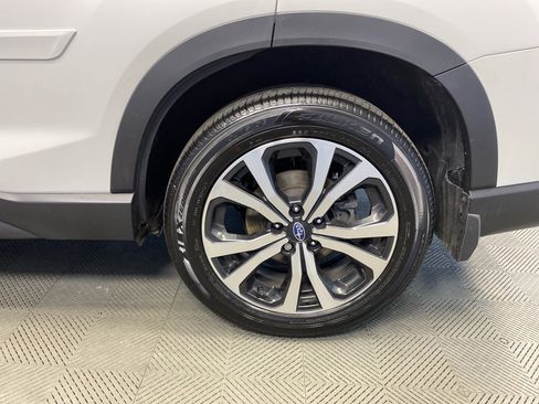 Used 2024 Subaru Forester Limited image 28
