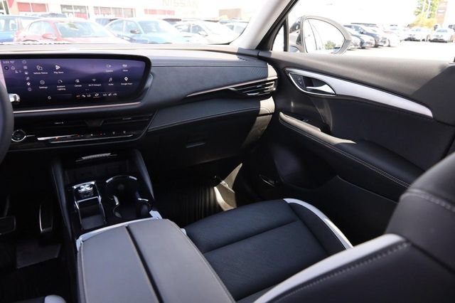 Used 2025 Buick Envision Sport Touring AWD/4WD image 28