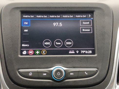 Used 2020 Chevrolet Equinox LS FWD image 25