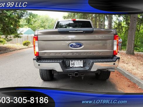 Used 2019 Ford F350 Lariat w/ Lariat Ultimate Package AWD/4WD image 10