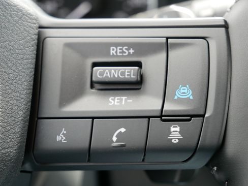 Used 2026 Nissan Rogue SV w/ Cold Weather Package AWD/4WD image 30