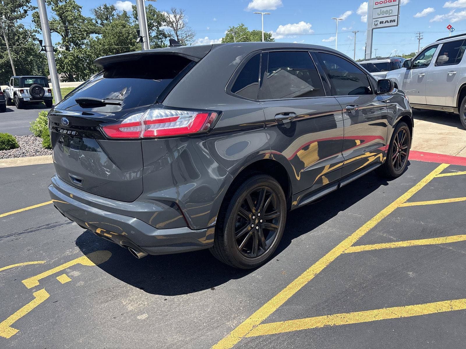 Used 2021 Ford Edge ST-Line AWD/4WD image 5
