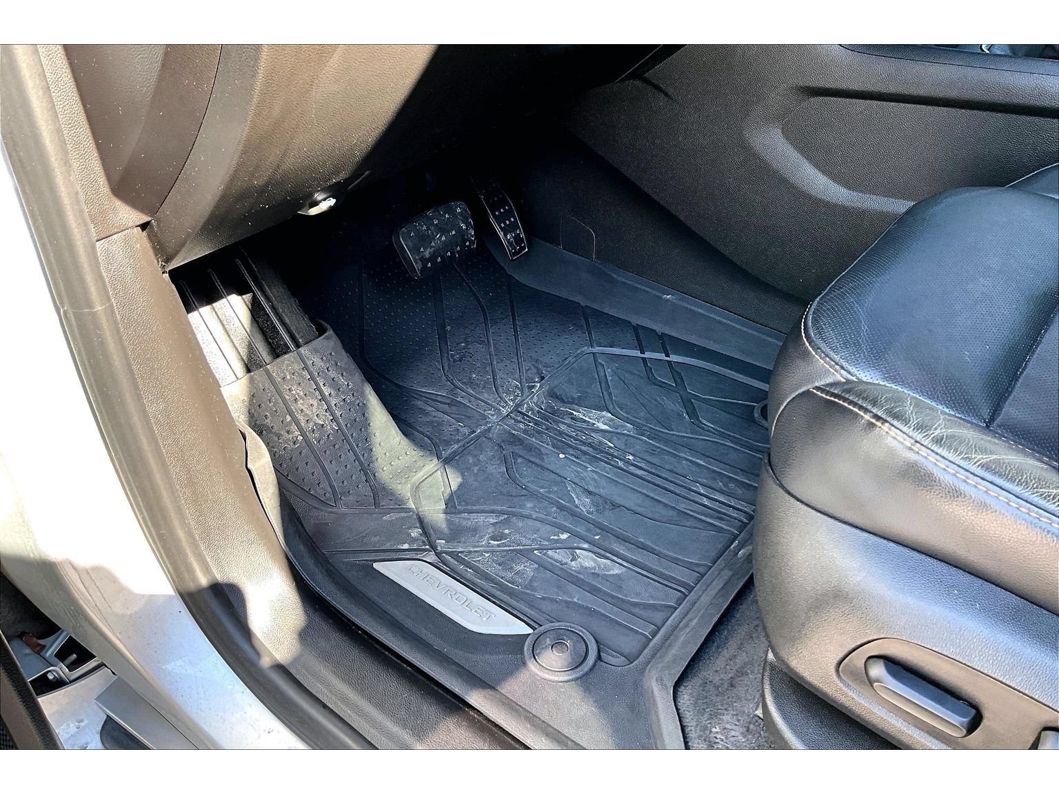 Used 2021 Chevrolet Traverse Premier AWD/4WD image 30
