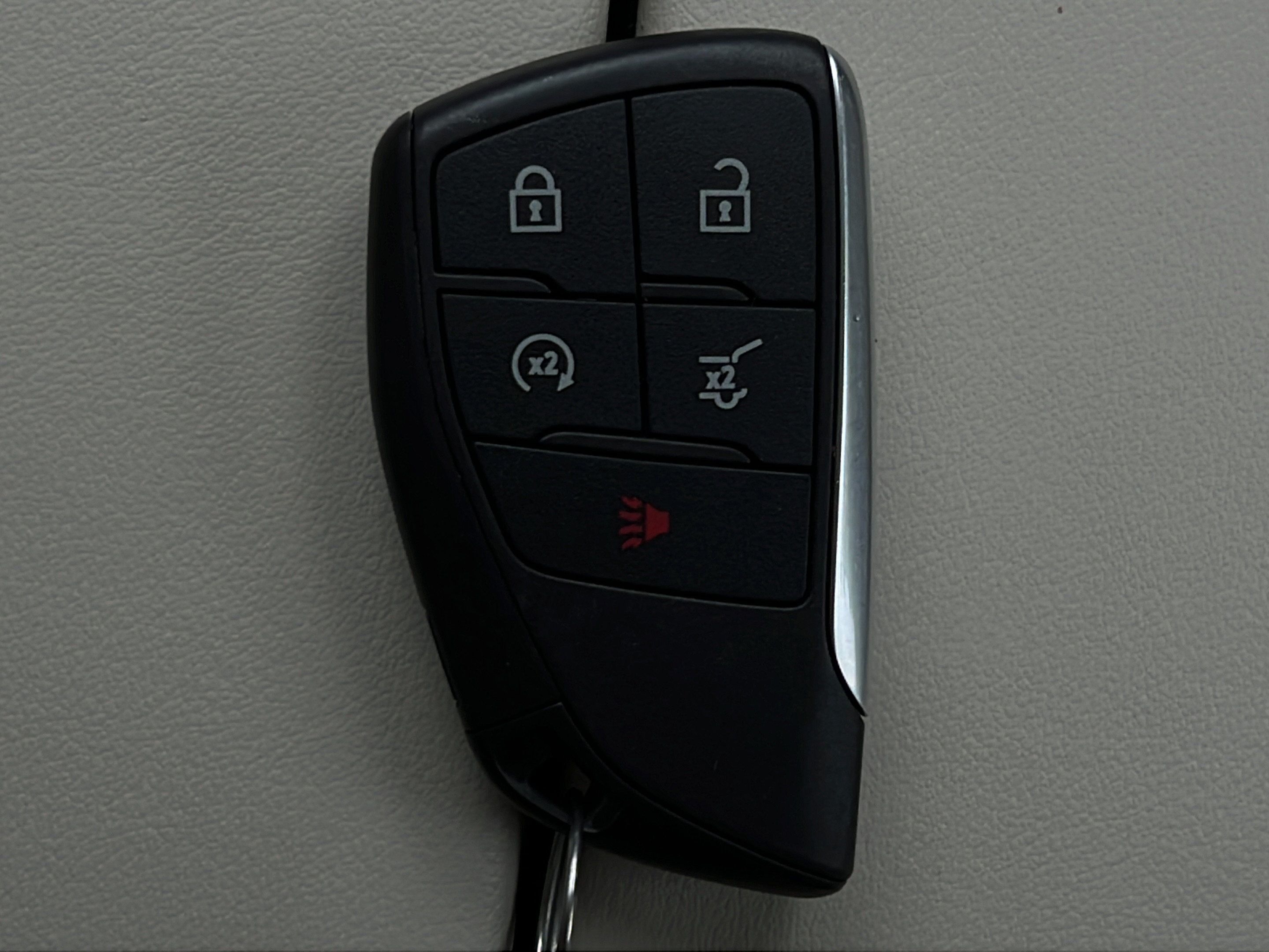Used 2021 Buick Envision Avenir AWD/4WD image 25