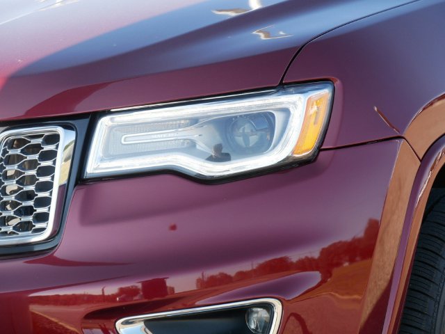 Used 2020 Jeep Grand Cherokee Overland AWD/4WD image 10