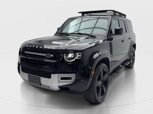 Used 2024 Land Rover Defender 130 S AWD/4WD image 4