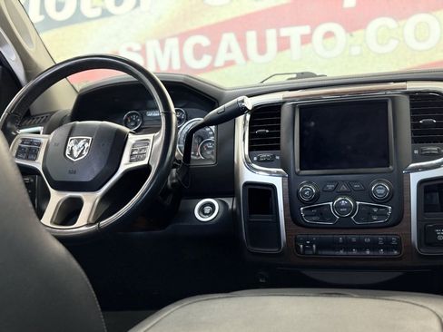 Used 2018 RAM 2500 Laramie image 29