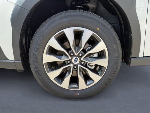 New 2025 Subaru Outback Limited image 9