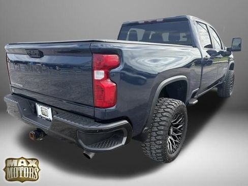 Used 2022 Chevrolet Silverado 2500 Custom w/ Custom Convenience Package AWD/4WD image 7