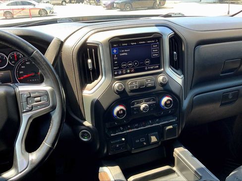 Used 2020 Chevrolet Silverado 1500 RST AWD/4WD image 7