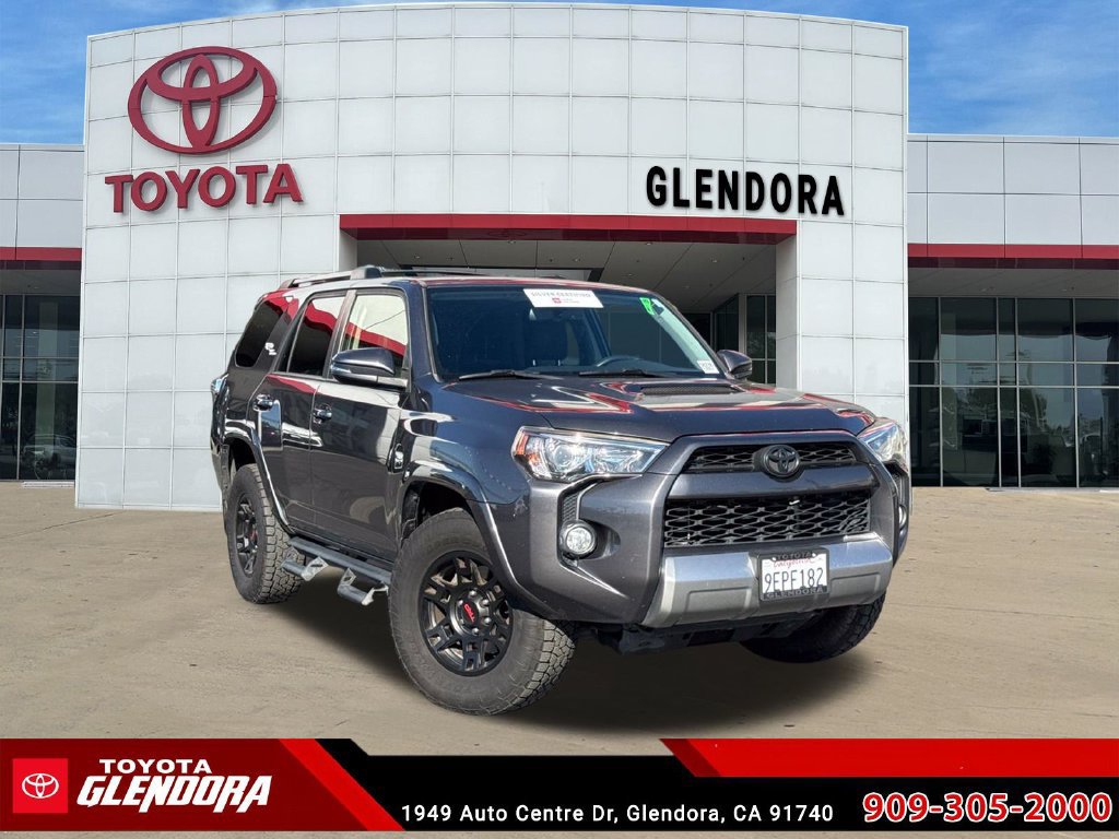 Certified 2019 Toyota 4Runner TRD Off-Road Premium AWD/4WD image 2