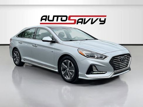 Used 2019 Hyundai Sonata Limited w/ Ultimate Package 02 FWD image 1