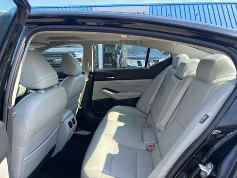 Used 2019 Nissan Altima 2.5 SL AWD/4WD image 11