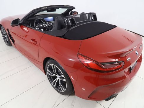 Used 2022 BMW Z4 M40i w/ Premium Package image 31