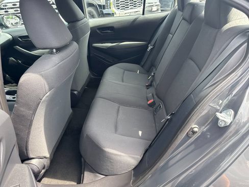 Used 2025 Toyota Corolla LE FWD image 12