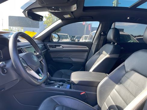 Used 2021 Volkswagen Atlas Cross Sport SEL Premium R-Line w/ Luggage Net & Mats Package AWD/4WD image 5
