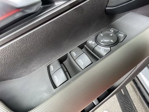 New 2025 GMC Hummer EV 3X AWD/4WD image 32