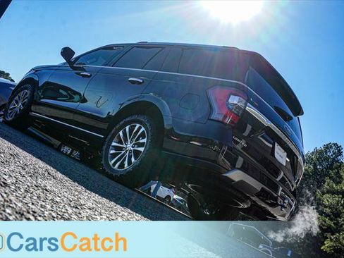 Used 2018 Ford Expedition Limited image 5