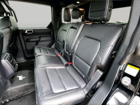 Certified 2025 Ford Bronco Outer Banks AWD/4WD image 21