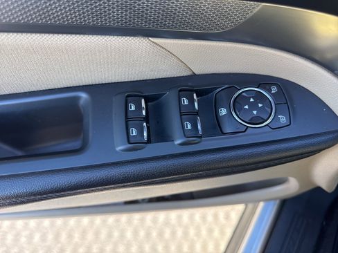 Used 2017 Ford Explorer FWD image 7