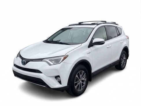 Used 2016 Toyota RAV4 XLE image 1